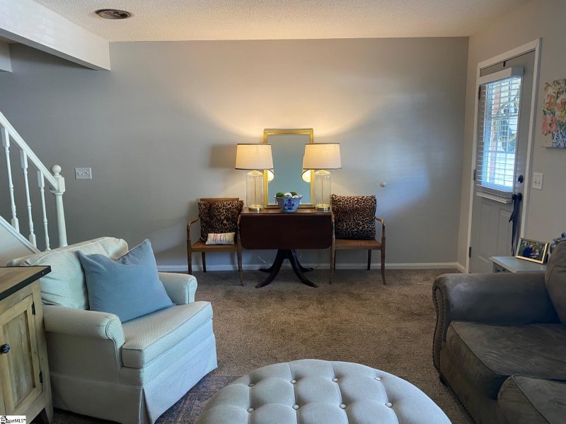 Property image 5 at 121 Shady Tree Drive, Taylors, SC 29687