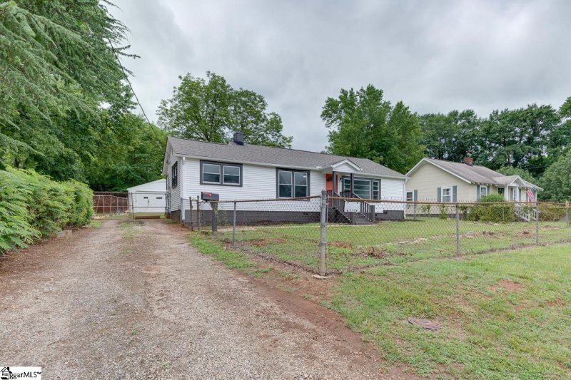 Property image 4 at 219 McDowell Street, Greenville, SC 29611