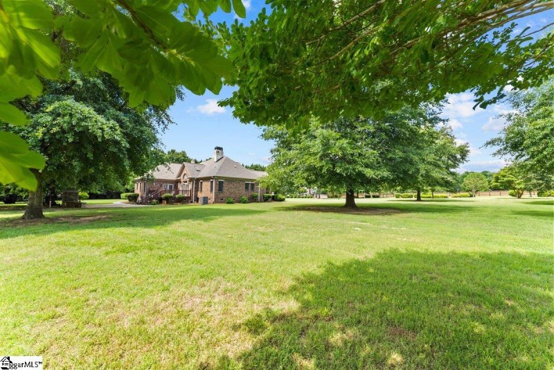 Property image 5 at 314 Bruce Farm Circle, Simpsonville, SC 29681