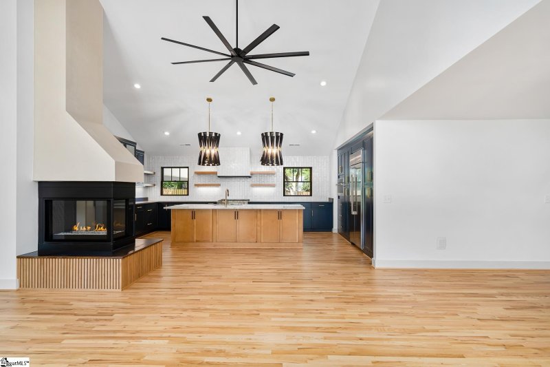 Property image 3 at 105 Ramblewood Lane, Greenville, SC 29615