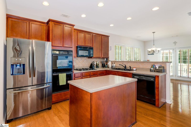 Property image 2 at 814 Waterwalk Court, Duncan, SC 29334