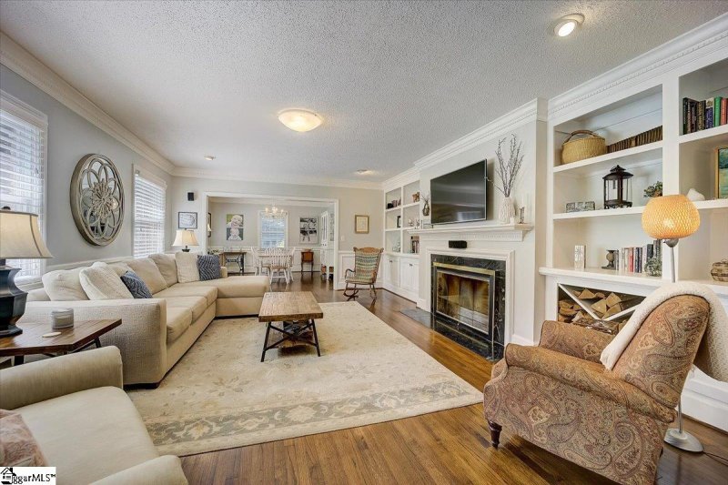 Property image 4 at 8 Hermitage Road, Greenville, SC 29615