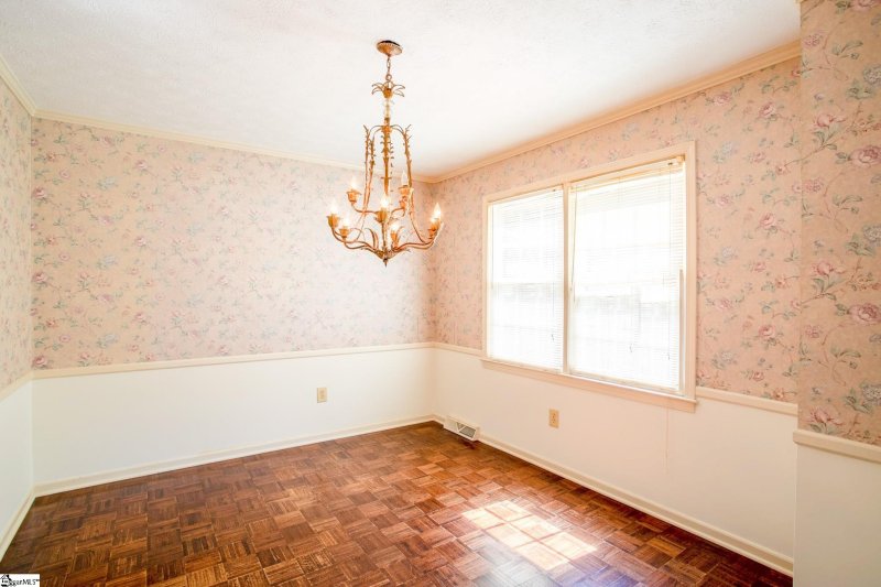 Property image 4 at 31 Dahlglen Avenue, Greenville, SC 29607