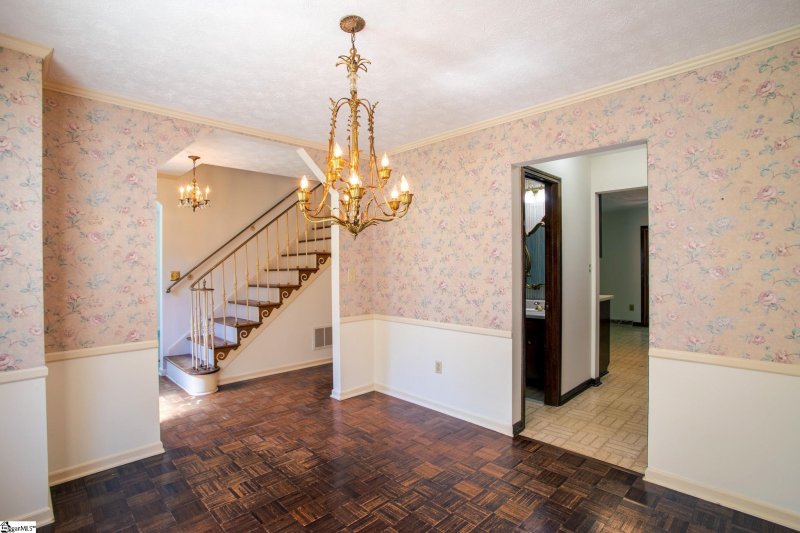 Property image 5 at 31 Dahlglen Avenue, Greenville, SC 29607