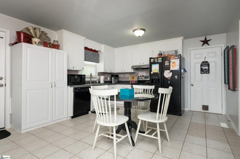 Property image 5 at 515 Lena Drive, Easley, SC 29640