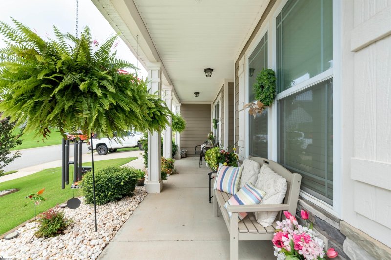 Property image 4 at 207 Loxley Drive, Simpsonville, SC 29680