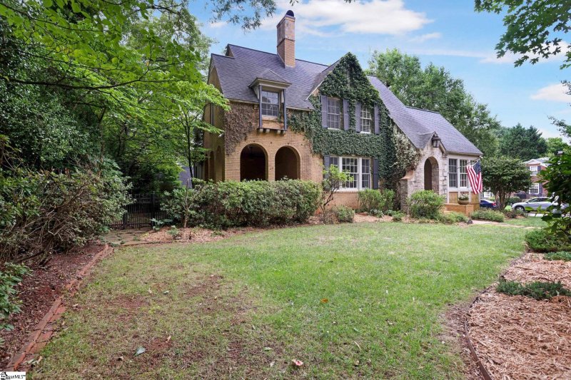 Property image 2 at 1800 N Main Street, Greenville, SC 29609