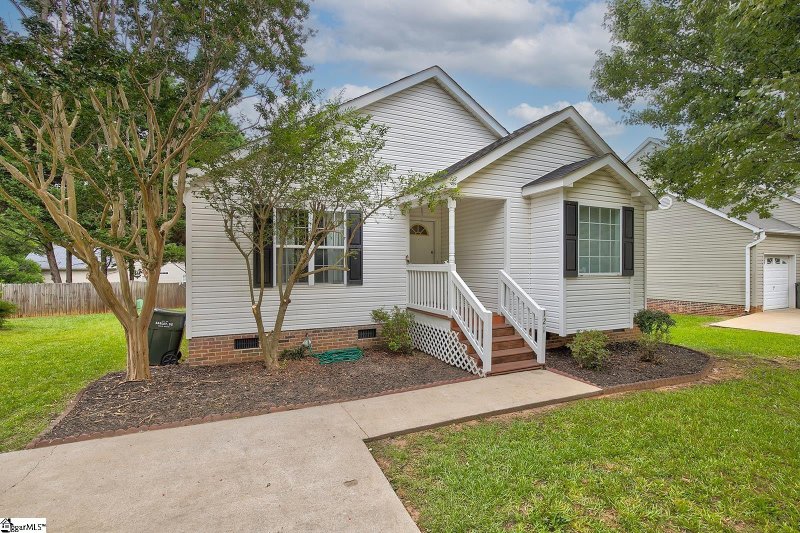 Property image 3 at 121 Sheffield Road, Easley, SC 29642