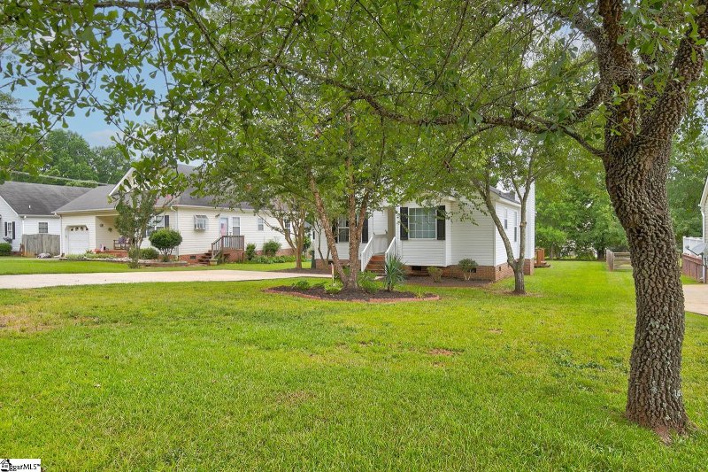 Property image 5 at 121 Sheffield Road, Easley, SC 29642