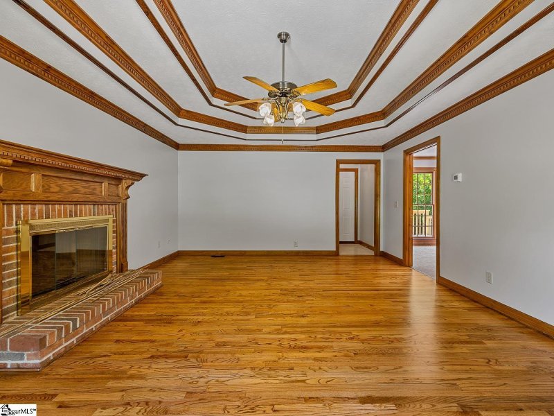 Property image 3 at 1 Bernwood Drive, Taylors, SC 29687