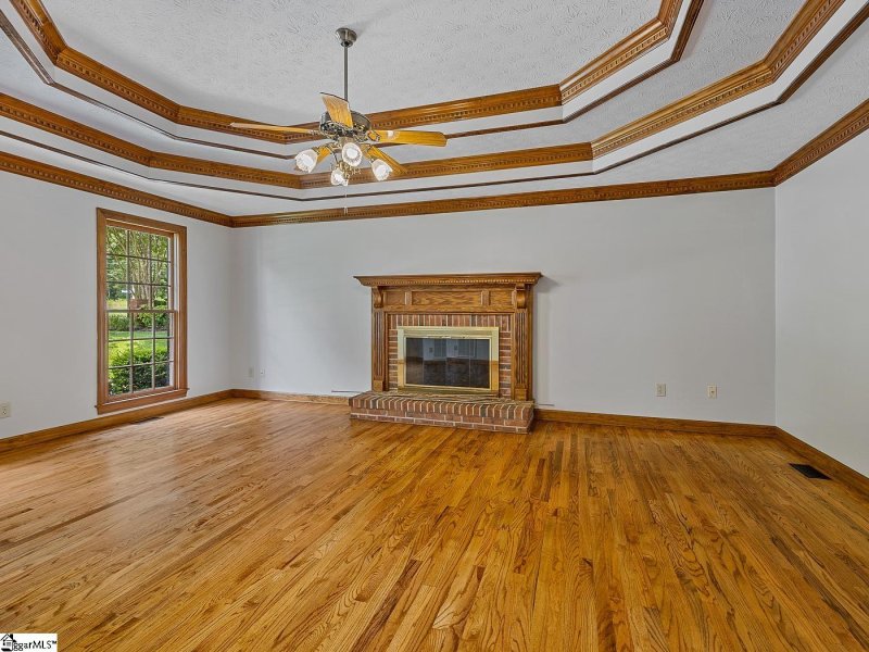 Property image 5 at 1 Bernwood Drive, Taylors, SC 29687