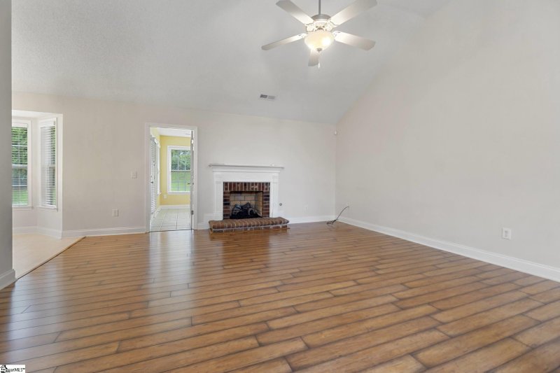 Property image 4 at 206 Saint Croix Court, Greer, SC 29651