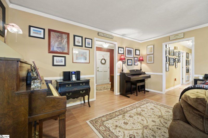 Property image 4 at 11 Blackenridge Drive, Taylors, SC 29687