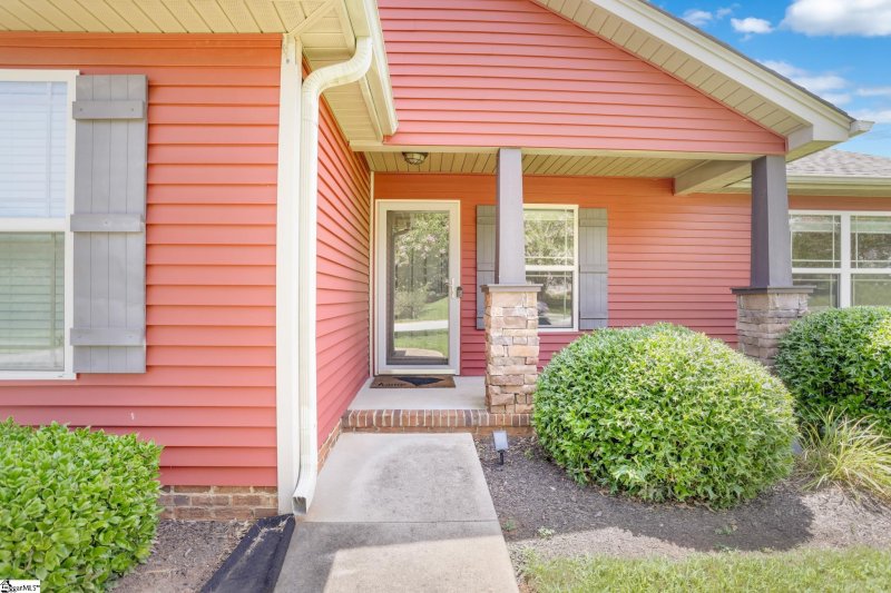 Property image 4 at 9 Camrose Drive, Greer, SC 29651