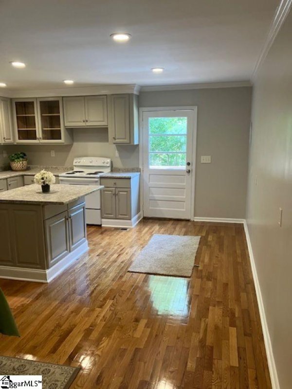 Property image 4 at 57 E Castle Drive, Greenville, SC 29605
