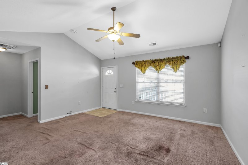 Property image 4 at 203 Juniper Leaf Way, Greer, SC 29651