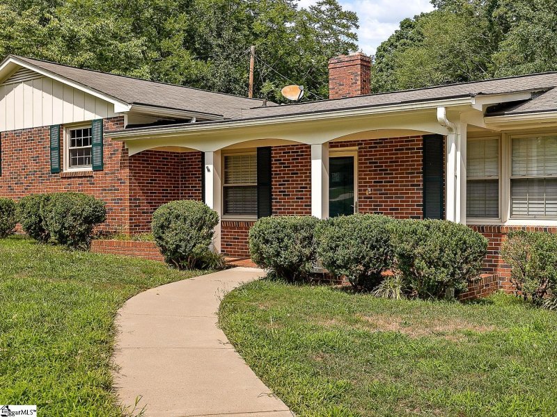 Property image 4 at 311 S Lanford Road, Spartanburg, SC 29306