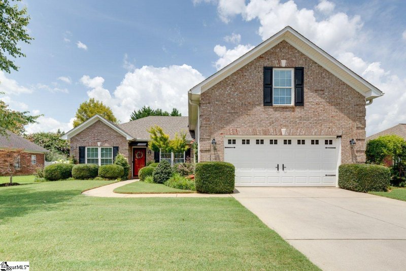 Property image 2 at 811 Palomino Court, Simpsonville, SC 29681