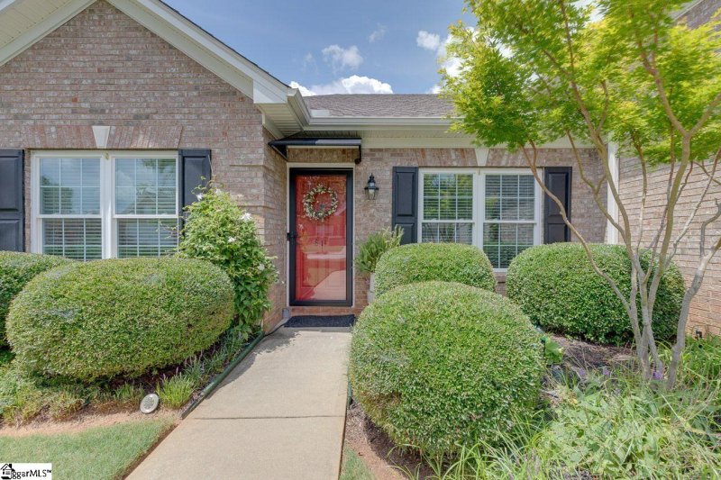 Property image 3 at 811 Palomino Court, Simpsonville, SC 29681