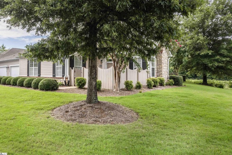 Property image 2 at 104 Fudora Circle, Simpsonville, SC 29681
