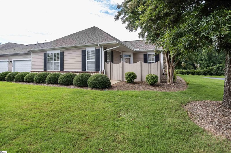 Property image 3 at 104 Fudora Circle, Simpsonville, SC 29681