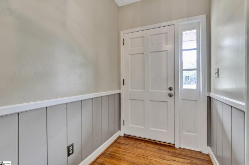 Property image 3 at 300 Beaufort Street, Greenville, SC 29615