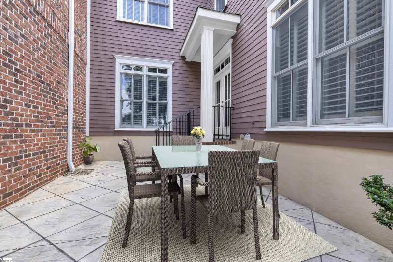 Property image 4 at 110 Rivoli Lane, Greenville, SC 29615