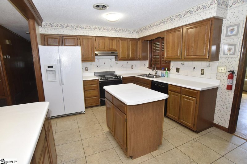 Property image 5 at 204 Vega Lane, Greer, SC 29651