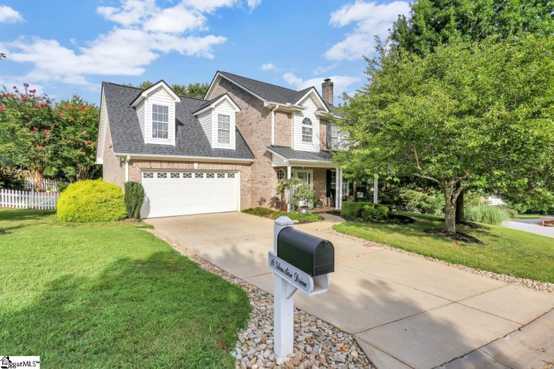 Property image 5 at 14 Glenaire Drive, Greer, SC 29650