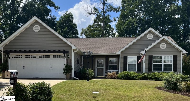 744 White Cloud Road