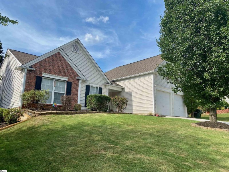 Property image 2 at 206 Turnbridge Trail, Simpsonville, SC 29680