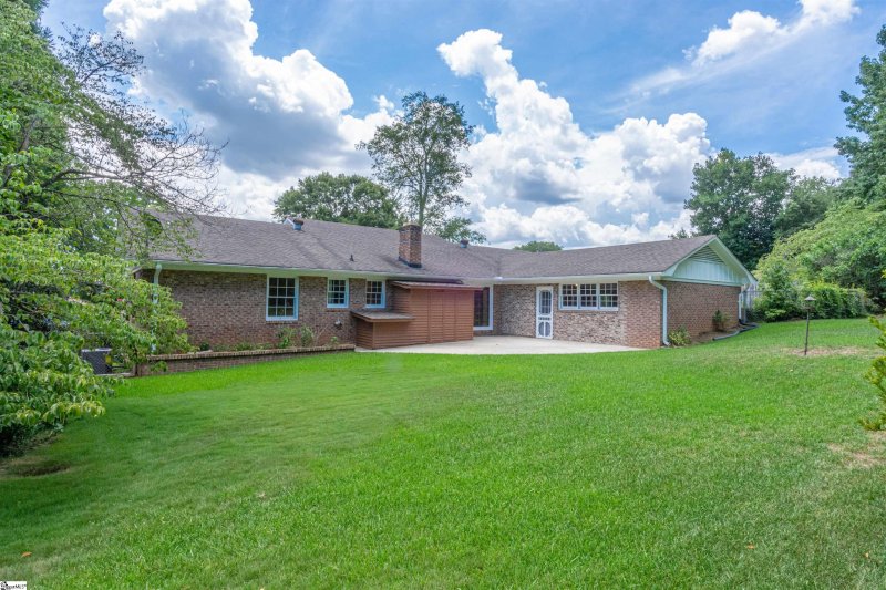 Property image 3 at 119 Danbury Drive, Greenville, SC 29615