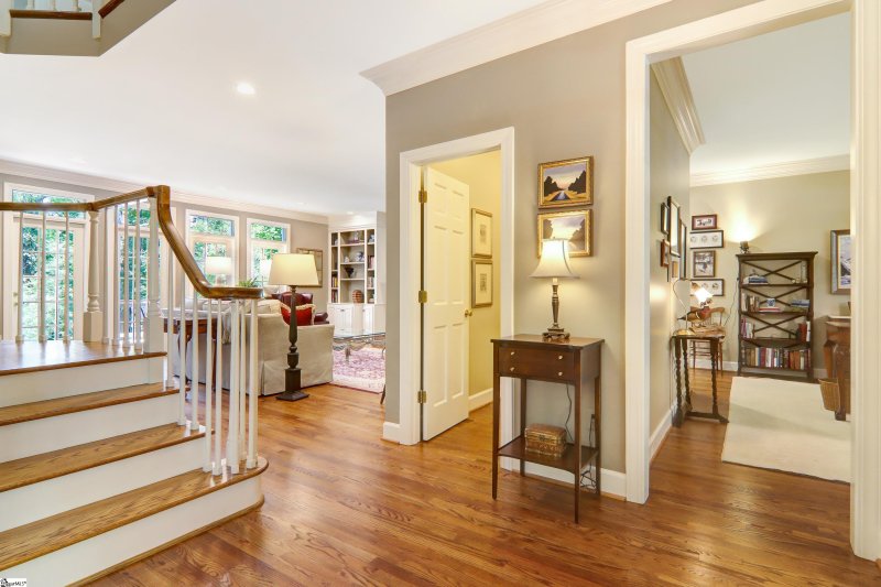 Property image 2 at 10 Belfrey Drive, Greer, SC 29650