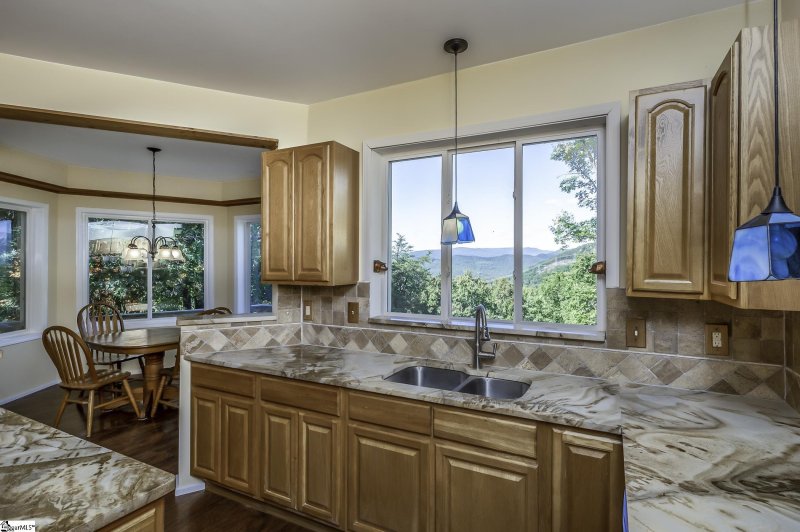 Property image 2 at 137 Granite Springs Drive, Pickens, SC 29671