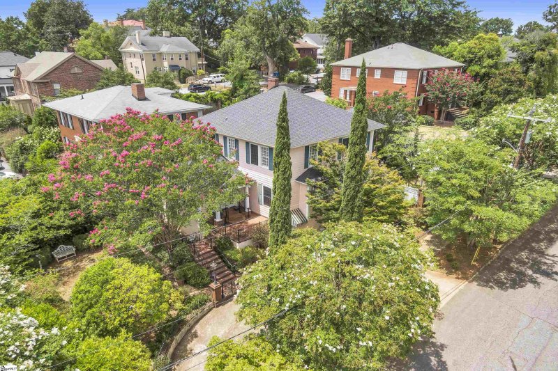 Property image 3 at 911 E Washington Street, Greenville, SC 29601