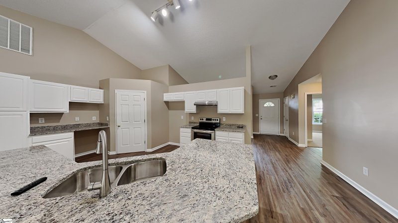 Property image 2 at 33 Seaside Lane, Greer, SC 29650