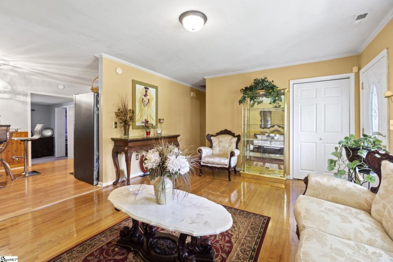 Property image 5 at 123 Swinton Drive, Greenville, SC 29607-5322