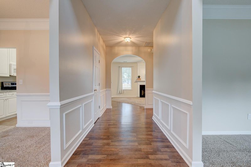 Property image 4 at 2 BLUFF RIDGE Court, Greenville, SC 29617