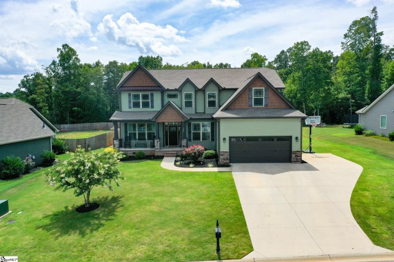 Property image 2 at 522 Turning Leaf Lane, Greer, SC 29651