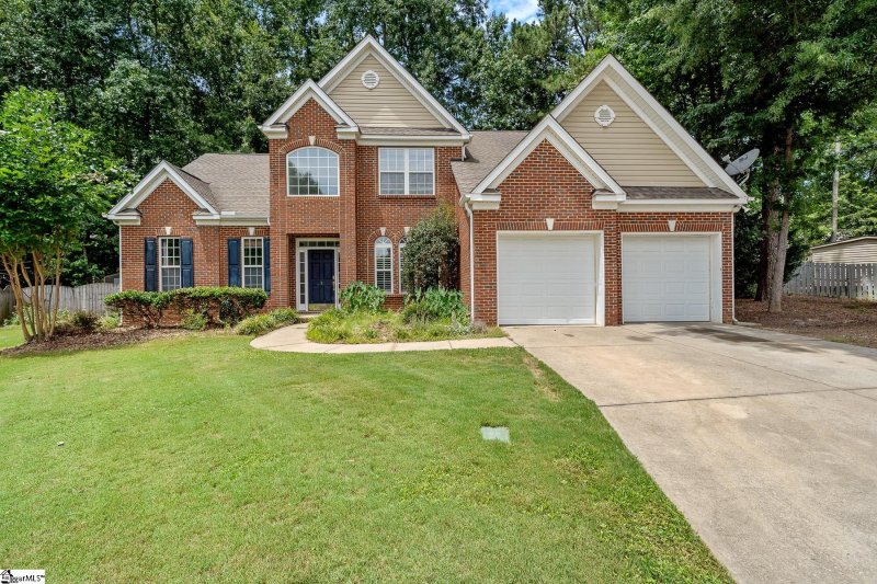 Property image 2 at 8 Trebor Court, Simpsonville, SC 29681