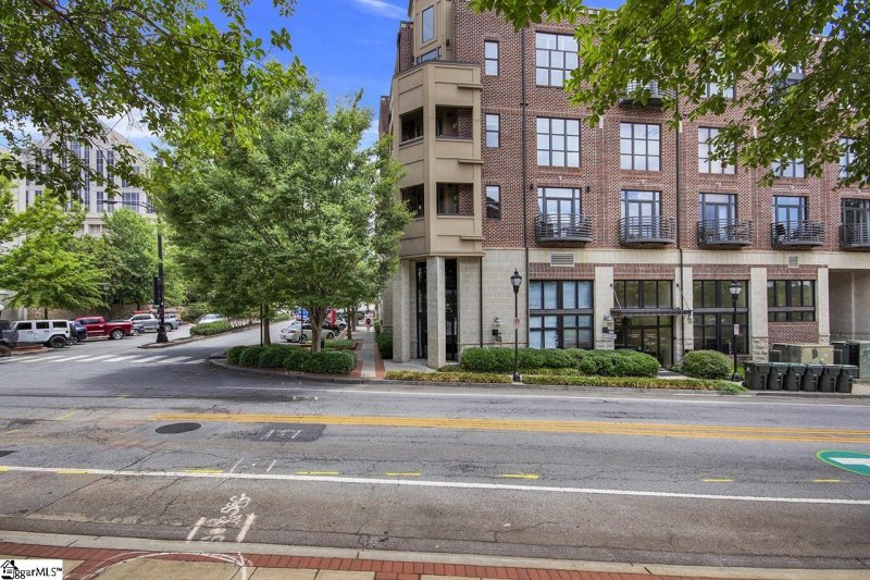 Property image 2 at 101 W Court Street, Greenville, SC 29601