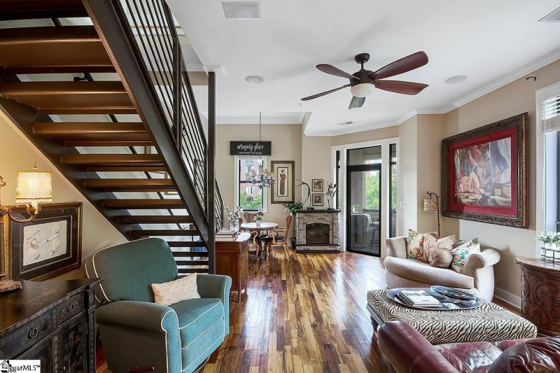 Property image 3 at 101 W Court Street, Greenville, SC 29601