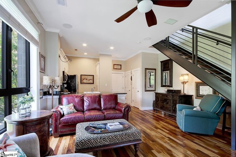 Property image 4 at 101 W Court Street, Greenville, SC 29601