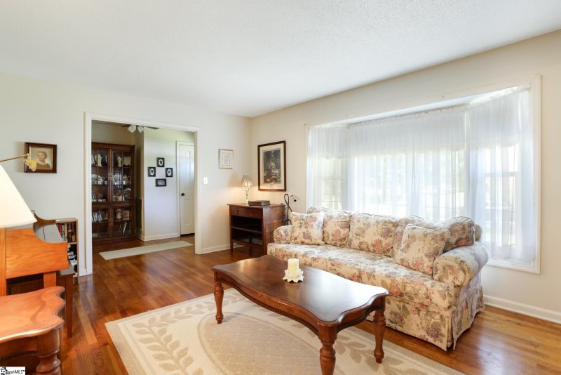 Property image 2 at 5125 Raintree Lane, Greenville, SC 29615