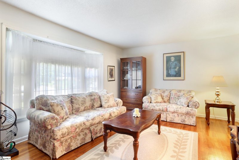 Property image 5 at 5125 Raintree Lane, Greenville, SC 29615