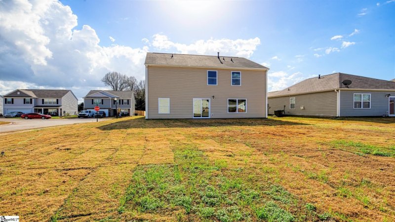 Property image 2 at 100 Sweetgrass Lane, Piedmont, SC 29673