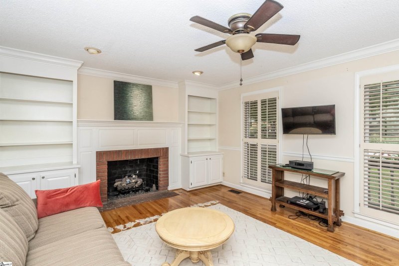 Property image 5 at 232 Hardwood Road, Greenville, SC 29607