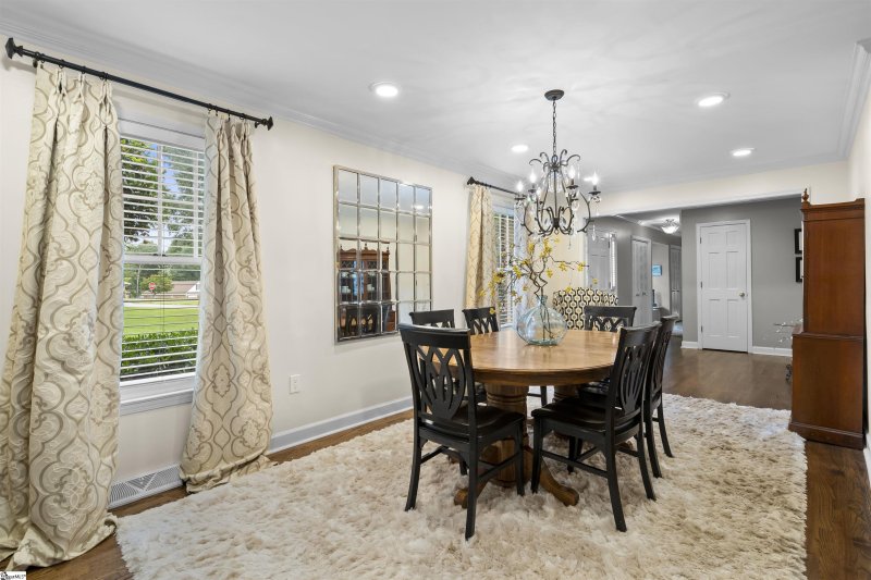 Property image 3 at 6 REDCLIFFE Road, Greenville, SC 29615