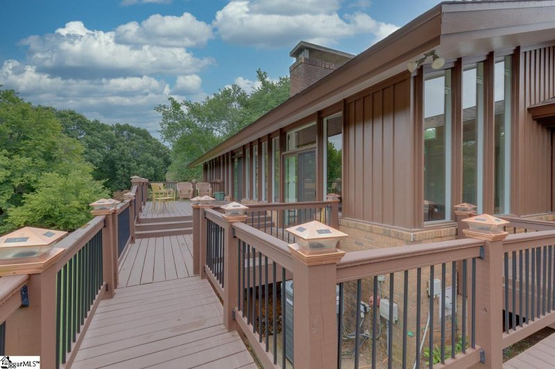 Property image 4 at 11 Darien Way, Greenville, SC 29615