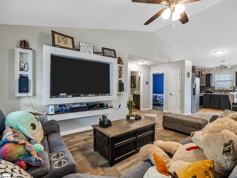 Property image 4 at 248 Spring Street, Duncan, SC 29334